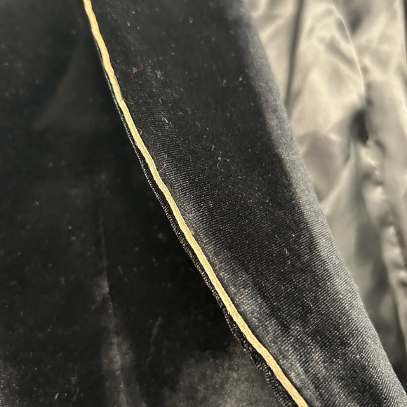 Black Velvet Shawl Blazer w/ Gold Trim & Frog Closure – Holiday Party, Unisex S - Picture 8 of 15